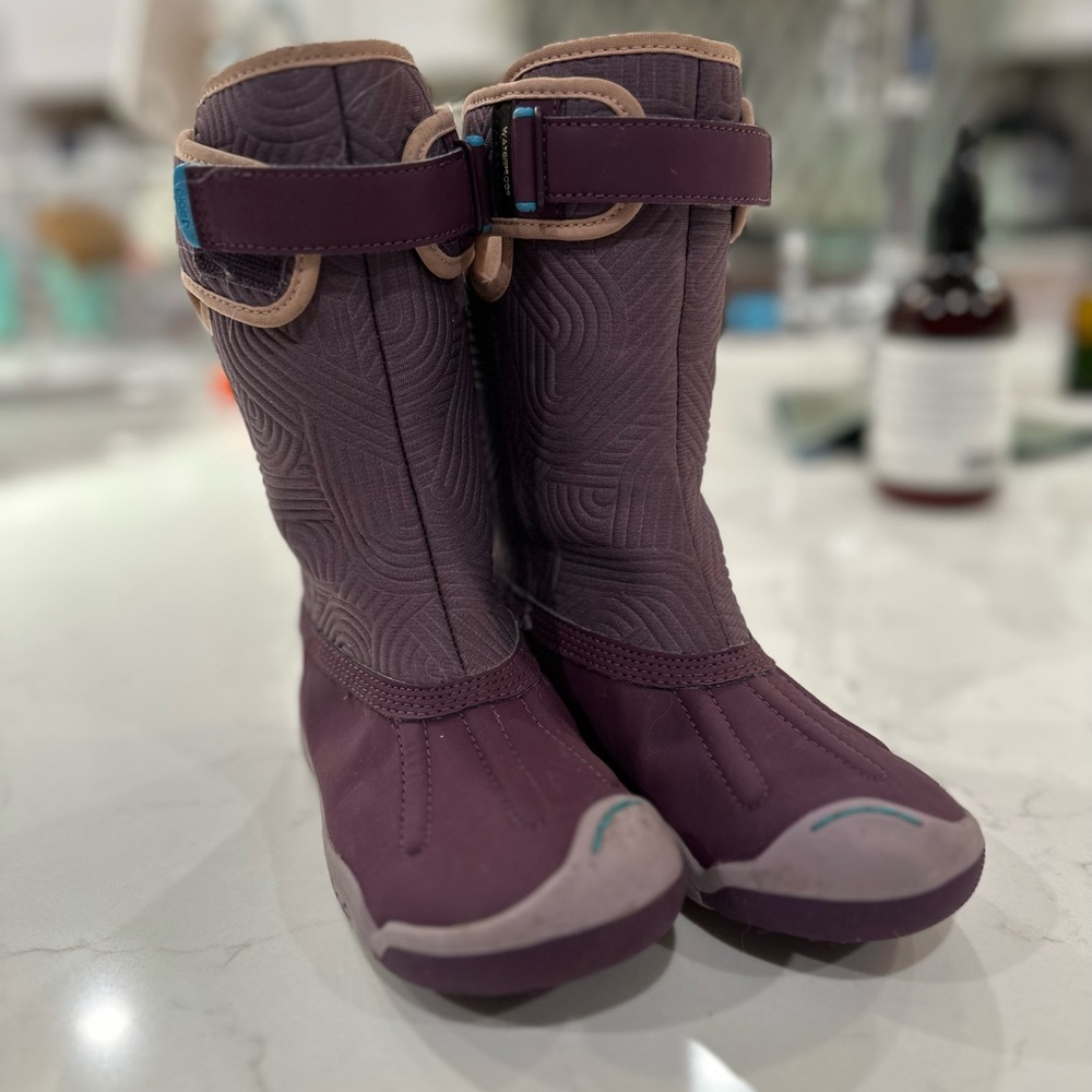 PLAE Thandi waterproof purple boots size 11